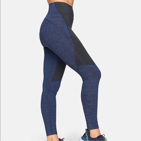 Outdoor Voices Tech Sweat Leggings 3/4 Length Capri Blue Black Women Size Medium - Picture 2 of 9